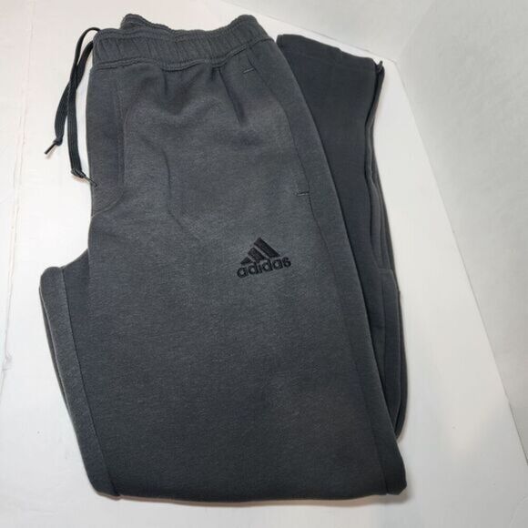 adidas Men’s‎ Regular Fit Zippered Ankle Openings Jogger - Gray (Gresix), Medium - Picture 4 of 4